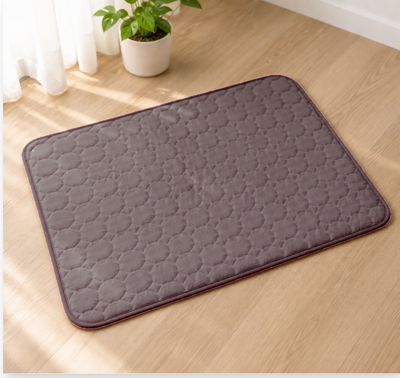 QAVRO ArcticCool self-cooling mat for dogs and cats